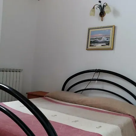 Loggia Sul Faudo, Casa Clementi Civezza