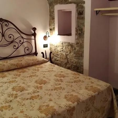 Loggia Sul Faudo, Casa Clementi *