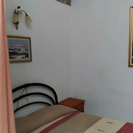 Loggia Sul Faudo, Casa Clementi Civezza