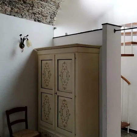 Loggia Sul Faudo, Casa Clementi