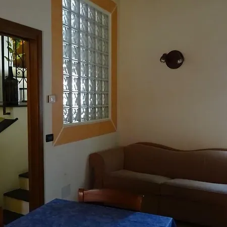 Loggia Sul Faudo, Casa Clementi